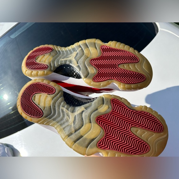 Jordan 11s - Picture 5 of 6